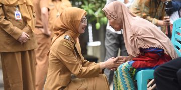 Jaga Kesehatan Lansia, Pemkot Kediri Gelar Pemeriksaan Kesehatan Gratis di Kelurahan Bawang