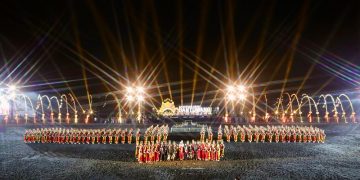Gandrung Sewu 2026 Tampil Perdana Malam Hari, Hipnotis Penonton Lewat Glow in the Dark dan Drone Show