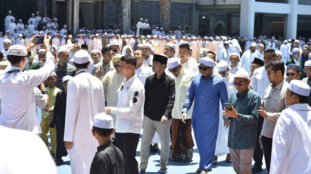 Mendorong Santri Digital: Wapres Gibran Tinjau Pelatihan AI dan Robotik di PP Dalwa Pasuruan