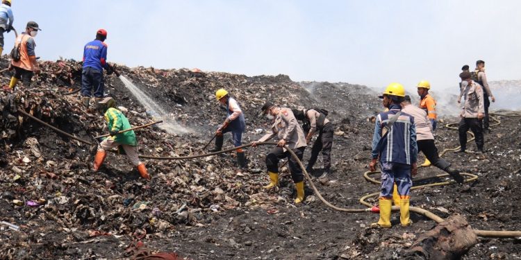 Gara-Gara Buang Puntung Rokok, Pria Asal Wagir Ditetapkan Tersangka Kebakaran TPA Supit Urang Malang