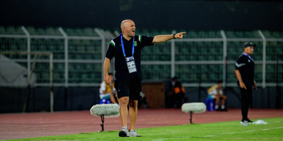 Tragis! Gol Bunuh Diri dan Gagal Penalti Dua Kali, Persebaya Diberi Kekalahan Perdana oleh PSM Makassar
