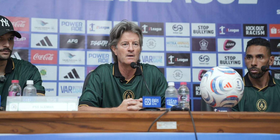 Persik Kediri Tekuk PSS Sleman 2-1, Pieter Huistra Kecewa Blunder Pertahanan dan Keputusan VAR