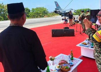 Spektakuler! Ruas Tol Paspro Disulap Jadi Landasan Pacu Darurat Pesawat Tempur F-16 dan Super Tucano TNI AU